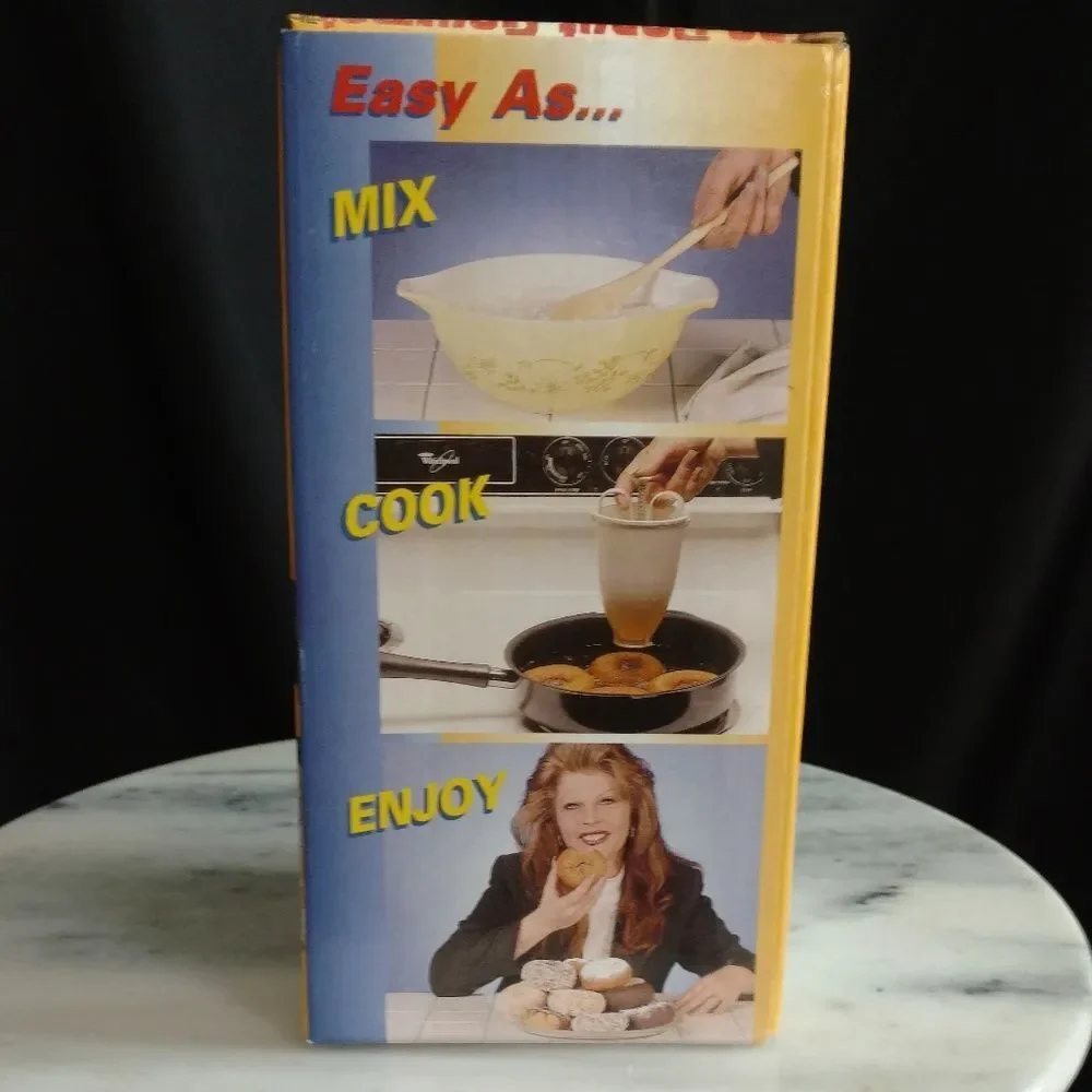 The Donut Gourmet Instant Donut Maker With‎ Instructions